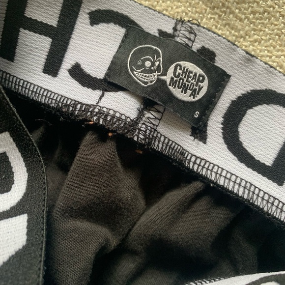 Cheap Monday // Heck Skirt in Black 100% Cotton - Picture 5 of 8